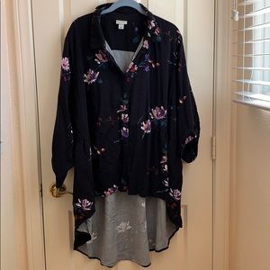 Ava and Viv HIGH low Shirt